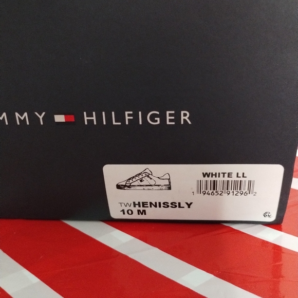 Tommy Hilfiger Classic White Sneakers - Picture 6 of 8